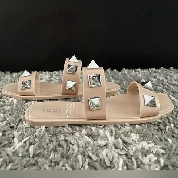 NIB Steven New York Aleena Stud Sandals - Picture 2 of 8